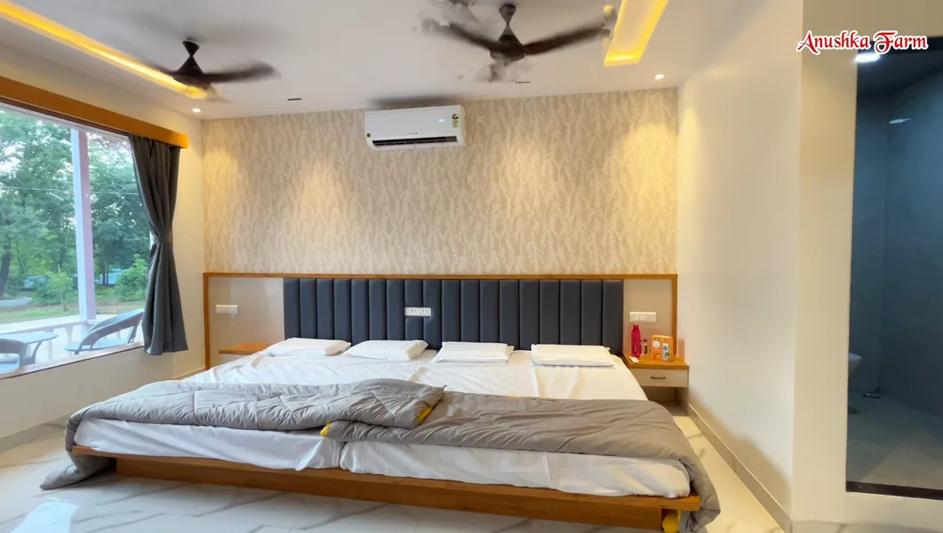 Anushka Farm 🛏️ Bedroom